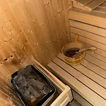 Bed and Breakfast Adamar 4*