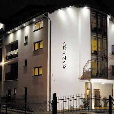 Bed and breakfast Adamar 4*