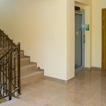 ベッド・アンド・ブレックファスト Adamar