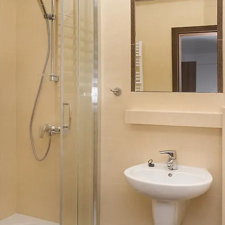 Adamar Bed and breakfast