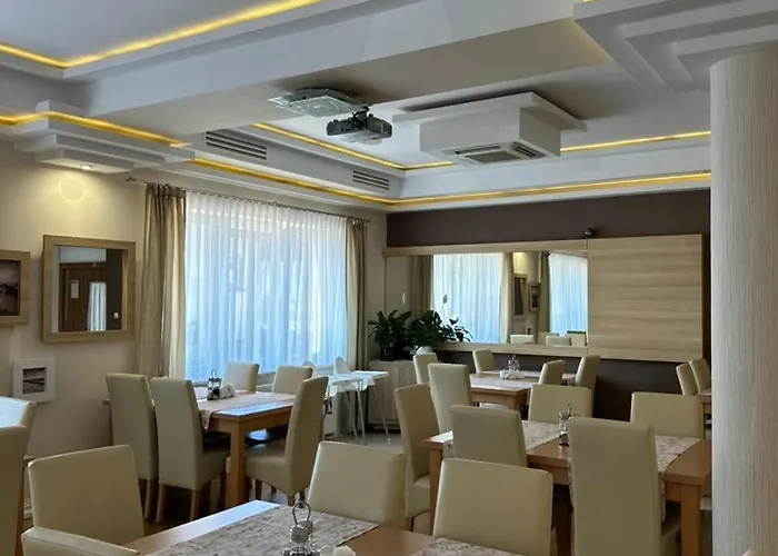 Adamar 4* Jastrzębia Góra