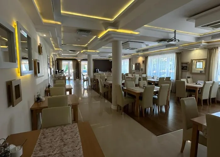 Adamar Jastrzębia Góra