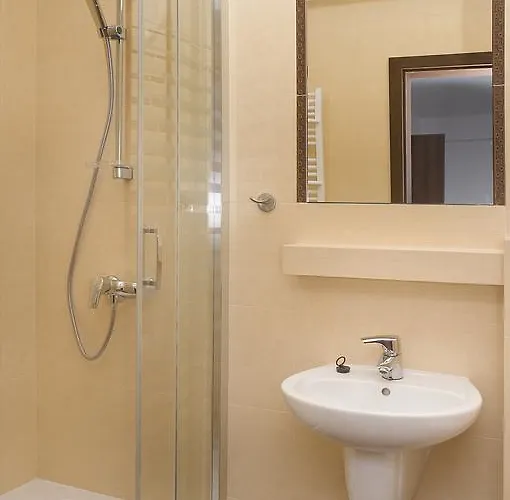 Adamar Bed & Breakfast